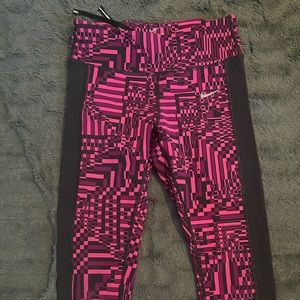 Nike capri length dri fit leggings